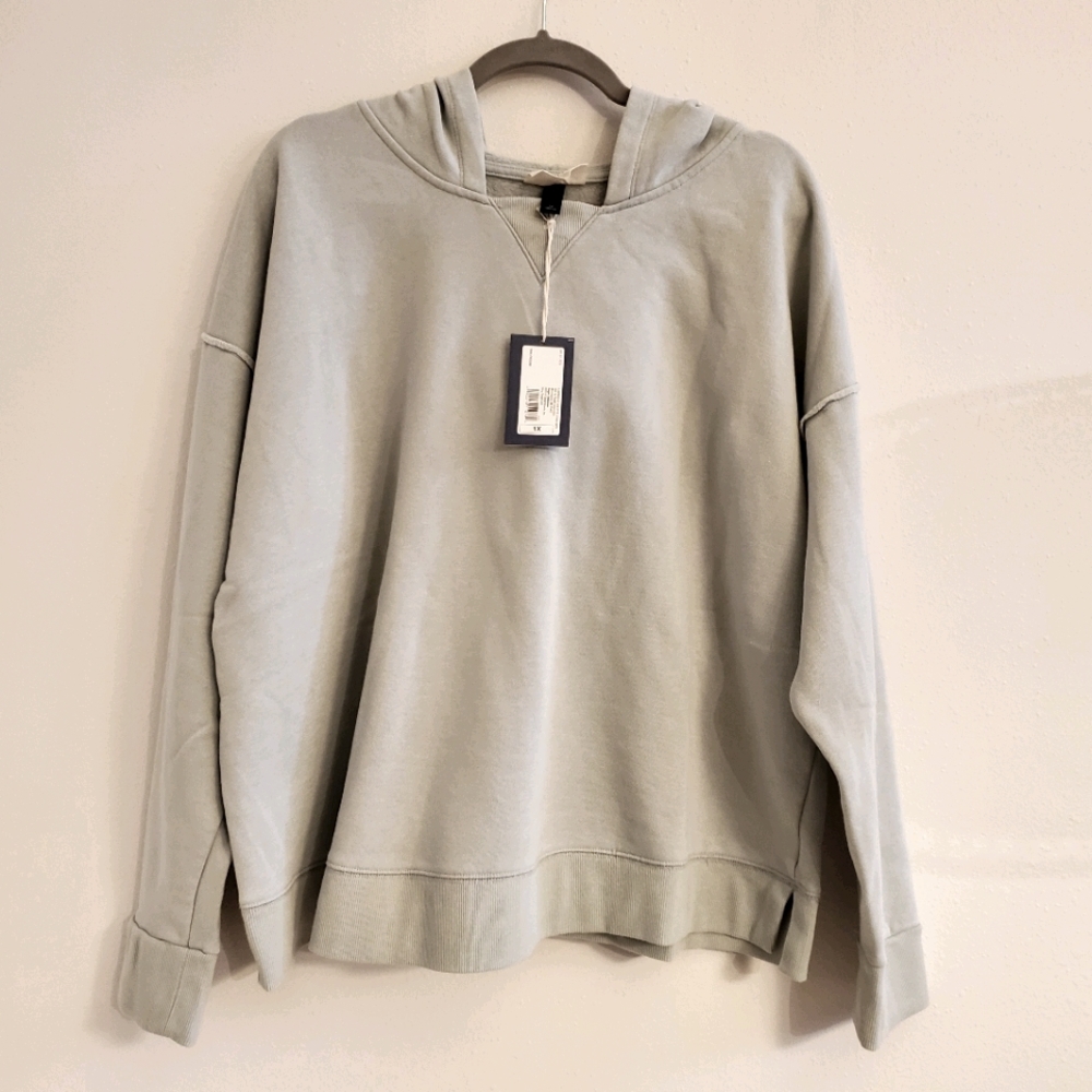 Light blue hooded sweatshirt 1X, NWT